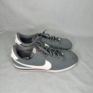 Nike Cortez Basic Cool Grey and White~ Men Size 12 ~ 820644-011 ~ Rare
